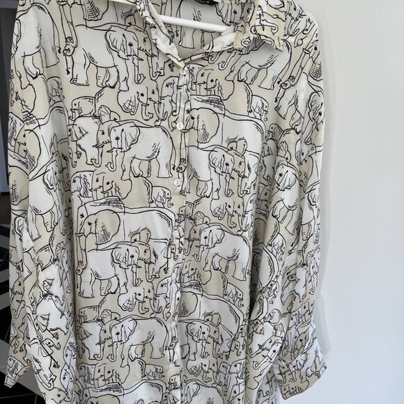 Zara Tops - Zara Women XL Blouse Shirt Elephant Print Buttons Flowy Side Slits NWOT